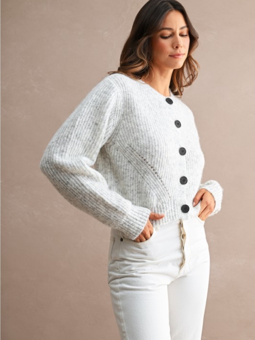 🆕🤍MABLE ALYSSA CARDIGAN - Picture 3 of 4